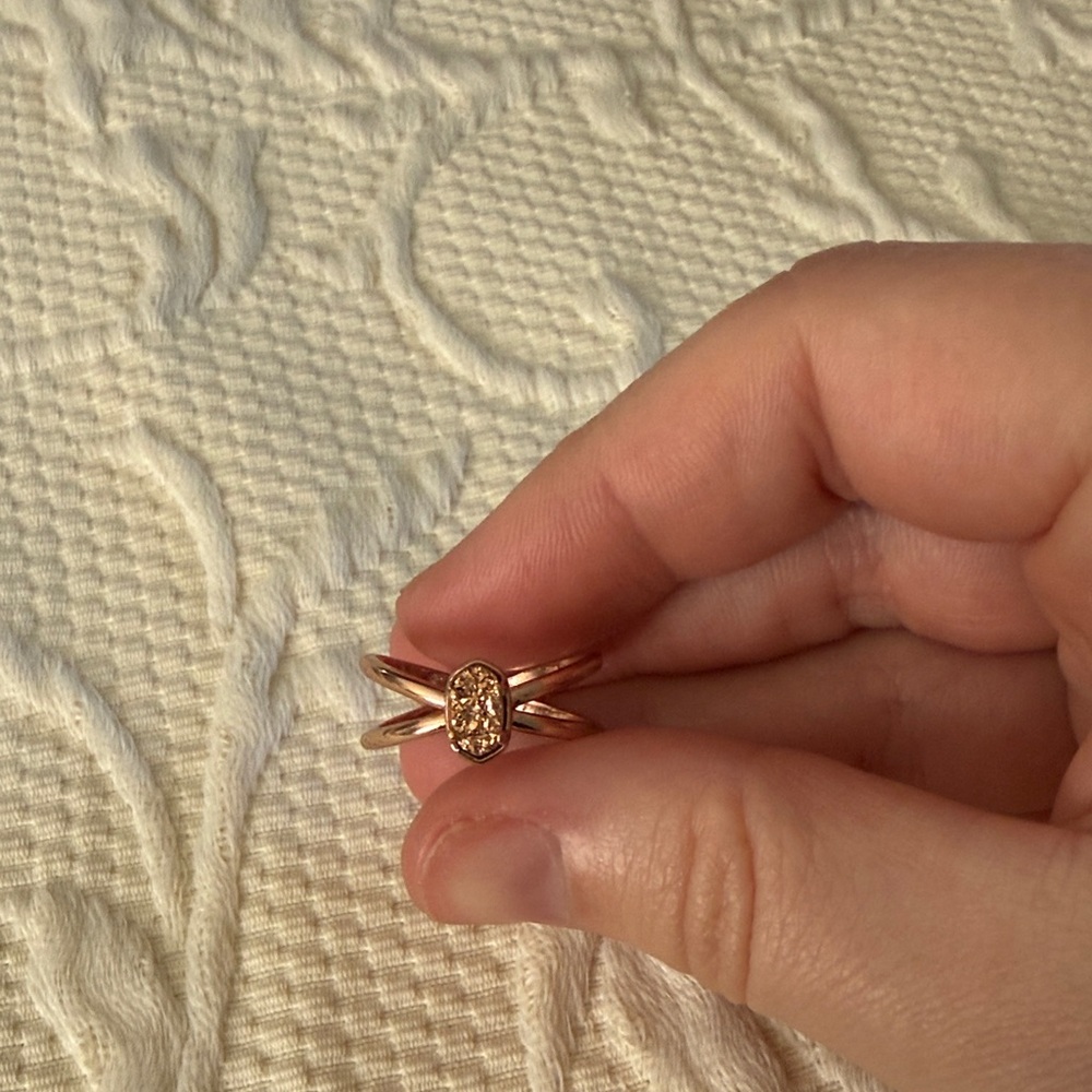 Elegant Rose Gold-Tone Women's Ring